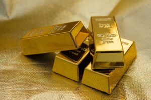 Gold ETF में निवेश करने के लिए सबसे पहले आपको एक Demat और Trading अकाउंट