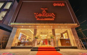 Titan के पीछे Tata Group का नाम जुड़ा होना निवेशकों के